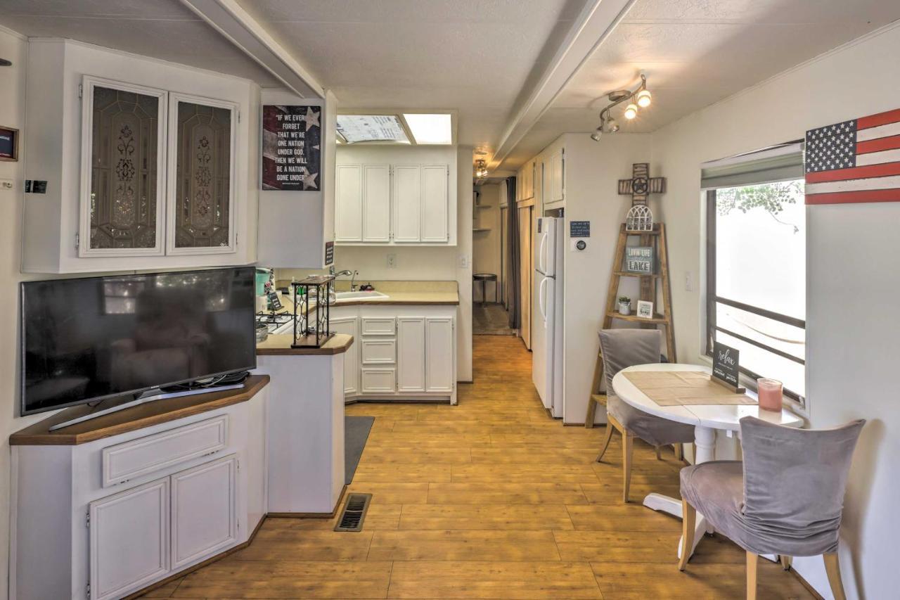 Cozy Lake Havasu City Home With Dock And Beach Access! Luaran gambar