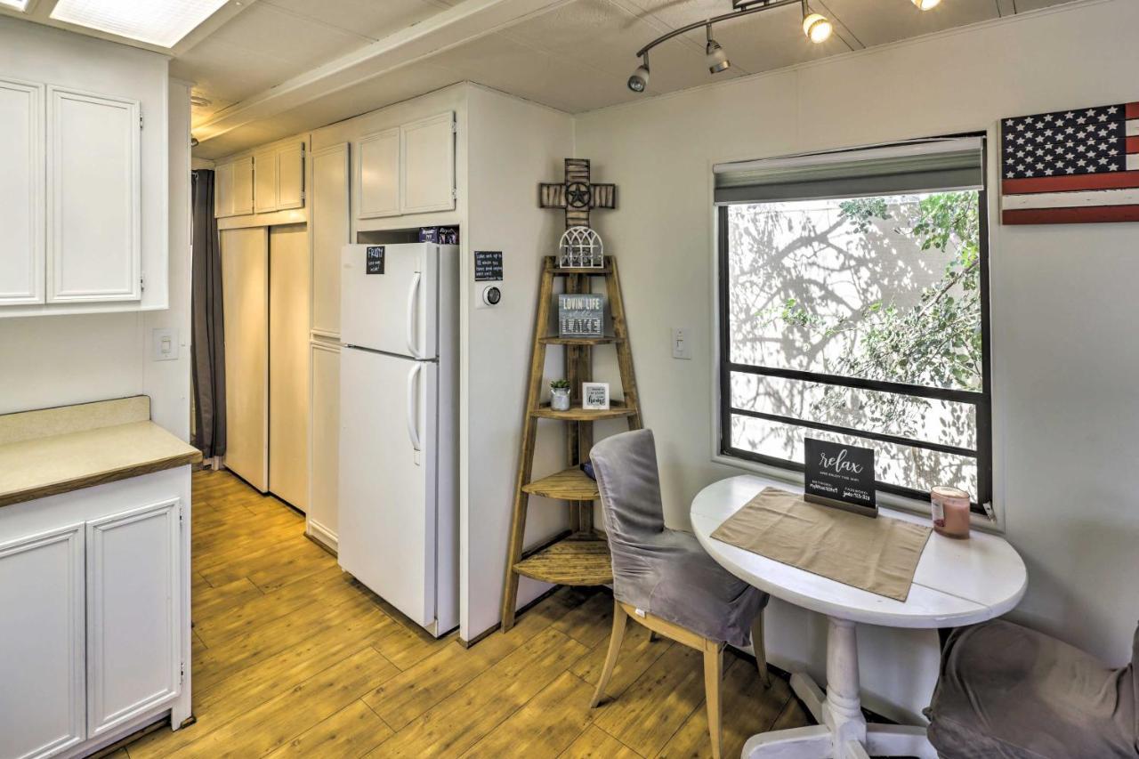 Cozy Lake Havasu City Home With Dock And Beach Access! Luaran gambar