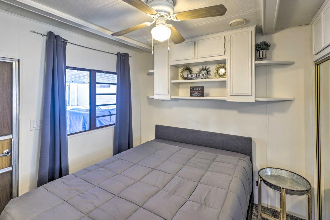 Cozy Lake Havasu City Home With Dock And Beach Access! Luaran gambar